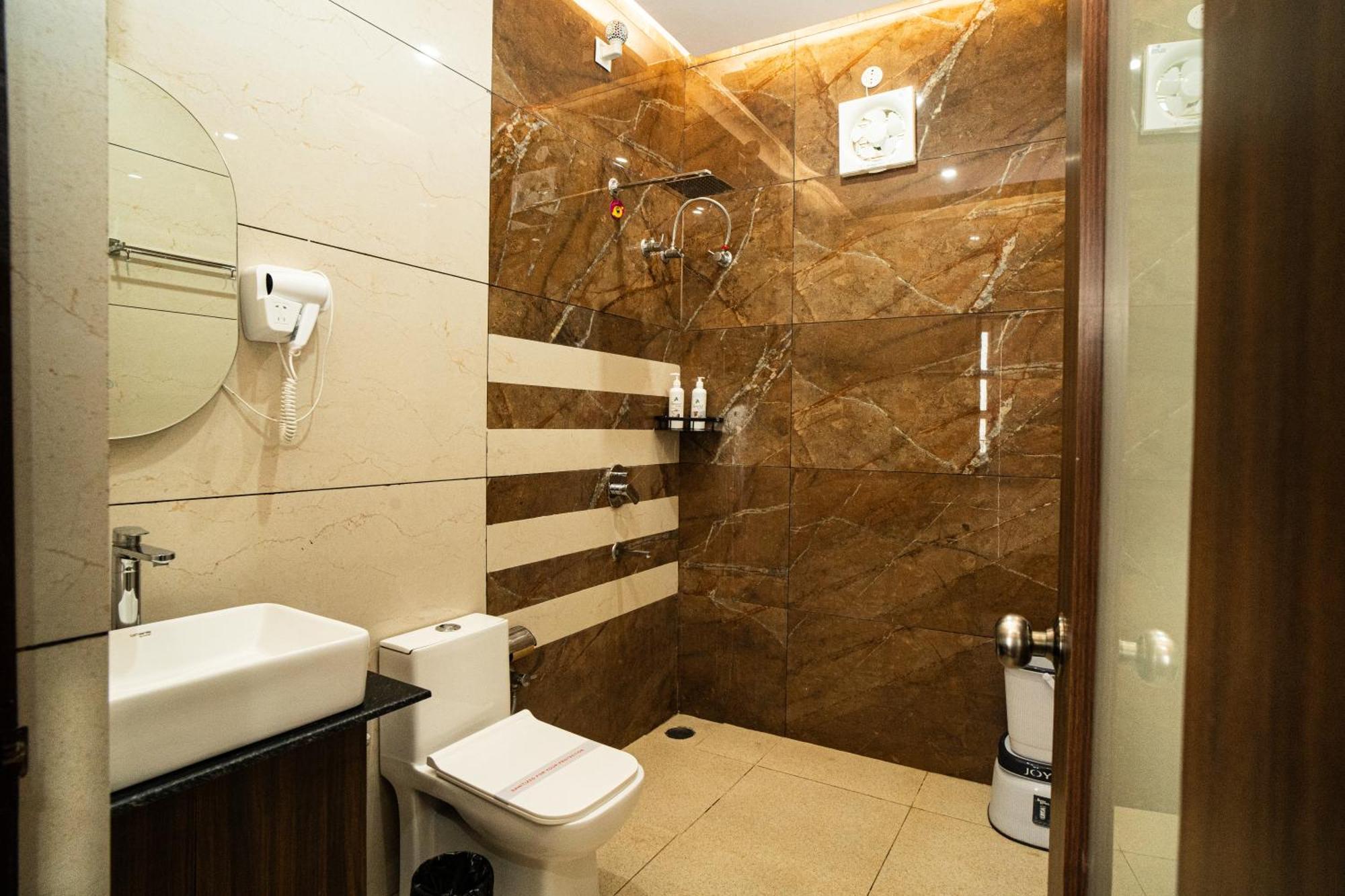 The Aravali Resort Bijni Екстер'єр фото