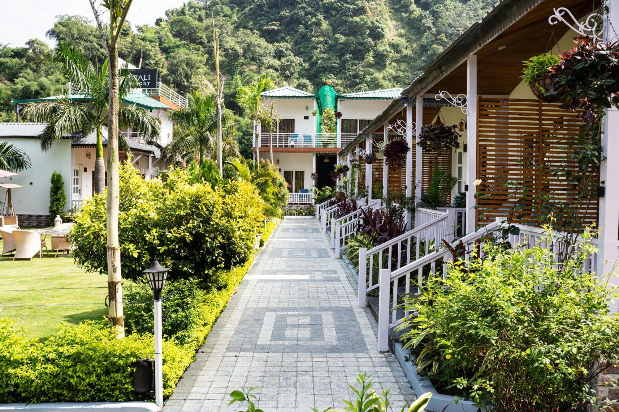 The Aravali Resort Bijni Екстер'єр фото